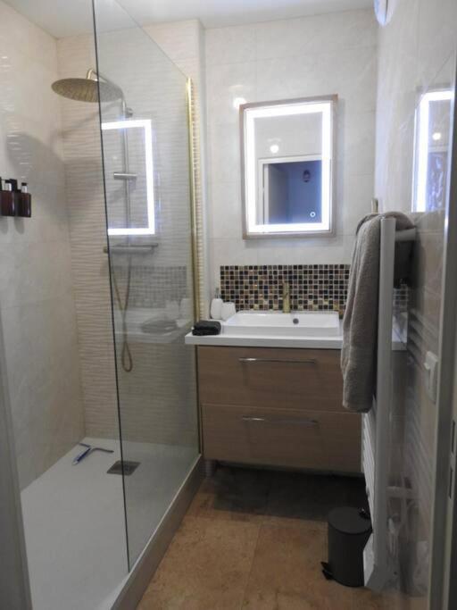 Suite Cosy&Jacuzzi Cenon Eksteriør billede